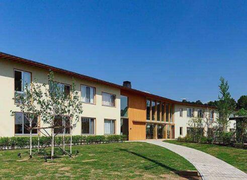 ������������Ժ��ˮ���̵��徲�Ժ��񾲶���